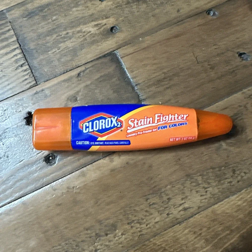 Clorox 2 Pen Stain Fighter for Colors 2 oz Tube Precision Dual Tip SEE PHOTOS